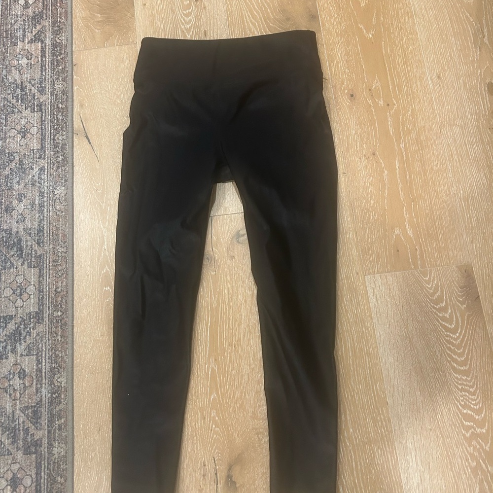 Noli womens Sleek Black Leggings